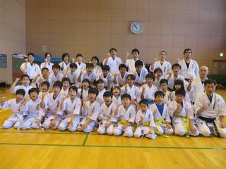 日曜空手　屯田教室　稽古納めの1000本突き!_c0118332_14125028.jpg