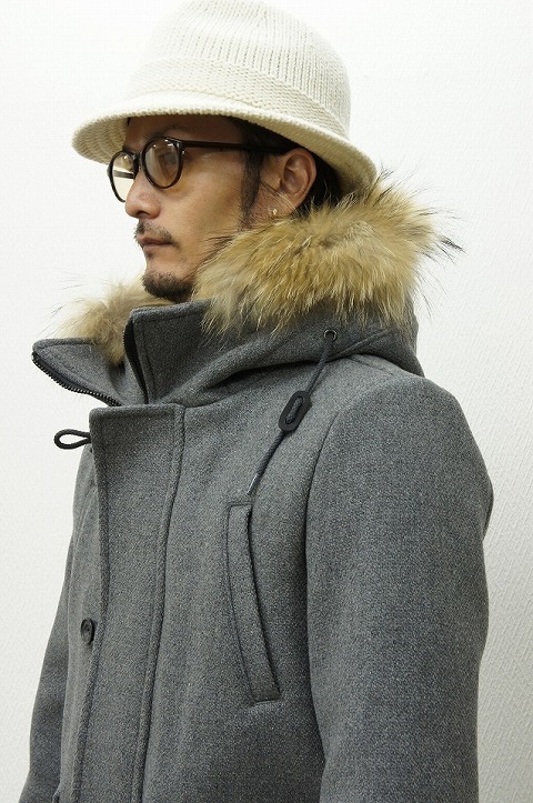 ミックスデザイン！【LOUNGE LIZARD】【ラウンジリザード】No.5649 W CLOTH MELTON HOODED COAT [GRAY]☆そして、笑顔。_b0108653_21463663.jpg