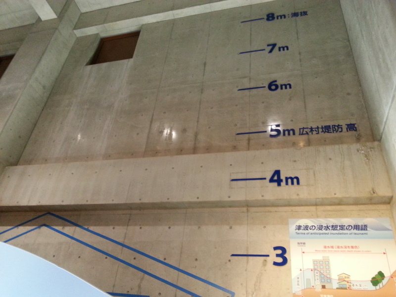 b0125487_00080783.jpg