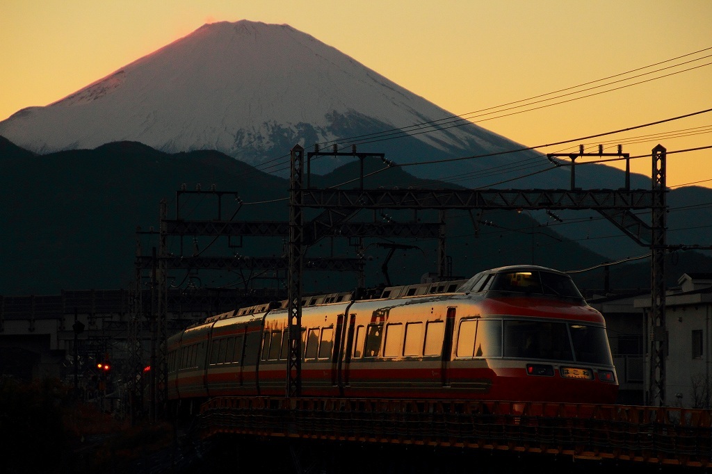 富士山シルエット2 みちざねの鉄ログ 富士山シルエット2 みちざねの鉄ログ