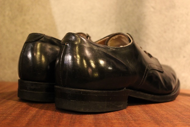 U.S.NAVY SERVICE SHOES (アメリカ海軍サービスシューズ) ご紹介_f0191324_08495562.jpg