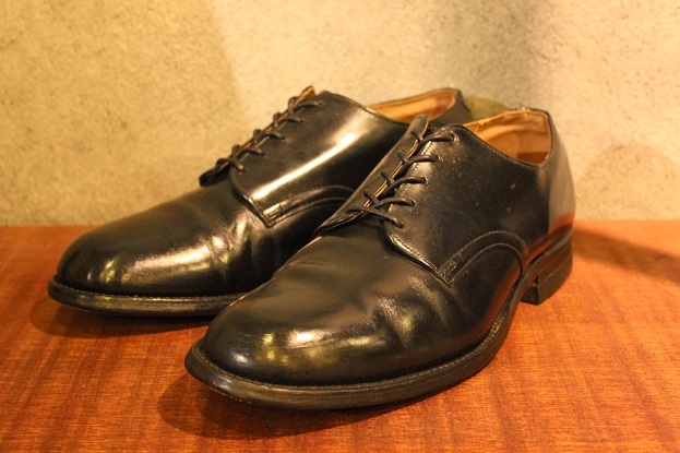 U.S.NAVY SERVICE SHOES (アメリカ海軍サービスシューズ) ご紹介_f0191324_08501580.jpg
