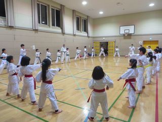 西町教室 稽古納めと新しい仲間!_c0118332_22043514.jpg