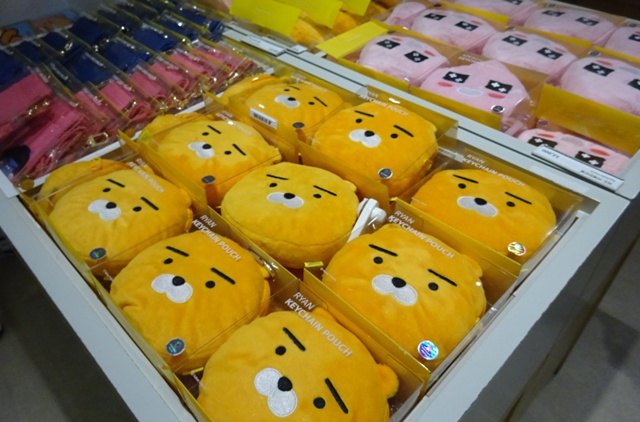 半ひとり旅13 カカオフレンズショップ 江南店 Kirana Travel 半ひとり旅13 カカオフレンズショップ 江南店 Kirana Travel
