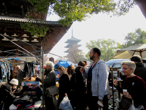 しまい弘法 東寺_e0048413_21382825.jpg