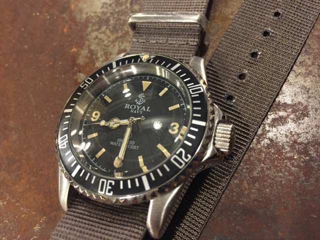 ROYAL NAVY WATCH_d0121303_2057737.jpg