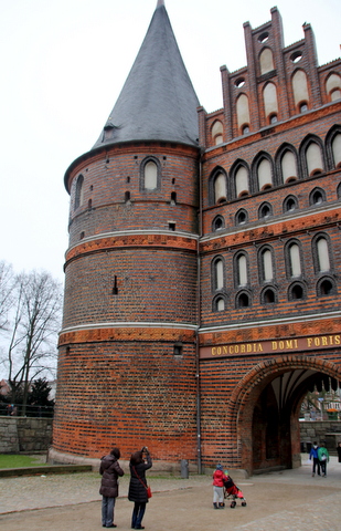 f0210340_031246.jpg