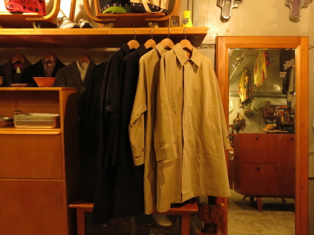 \"SOURCE-TAP × TheThreeRobbers ALL WEATHER COAT\"ってこんなこと。_c0140560_16585376.jpg