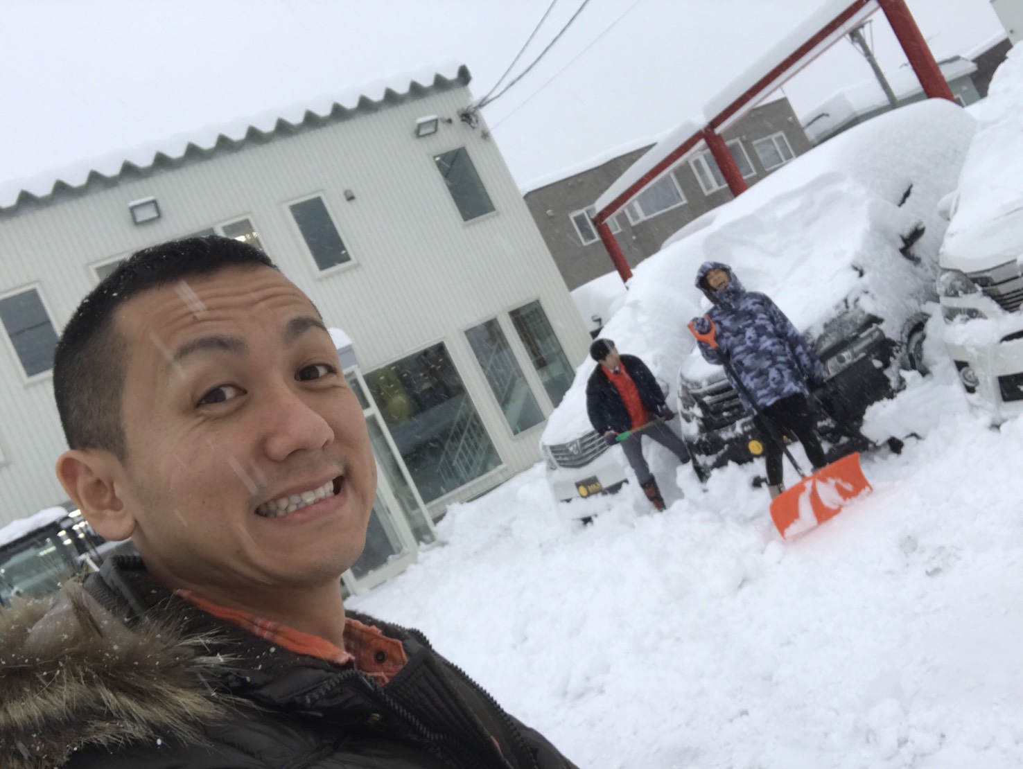 12月23日(金) 臨時!金曜日のひとログ(。・ω・。) ランクルの構造変更お任せ下さい♫TOMMY_b0127002_17324718.jpg