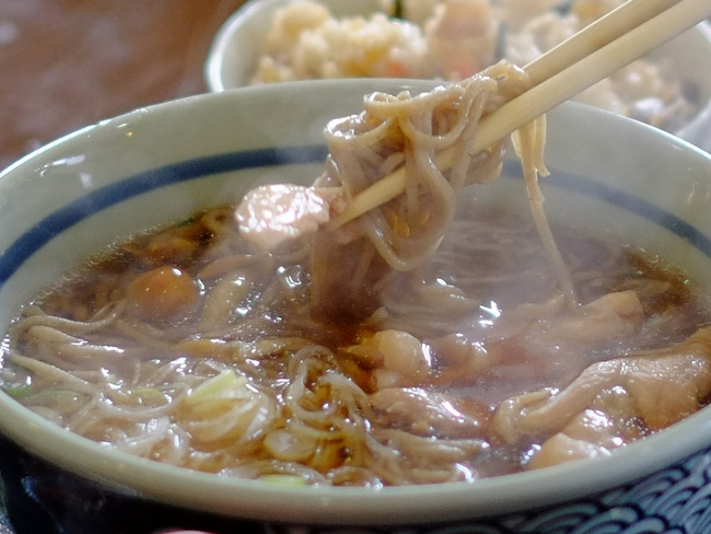 「鳥取・大山町 まつおか食堂の大山おこわ&とり蕎麦」_a0000029_19542625.jpg