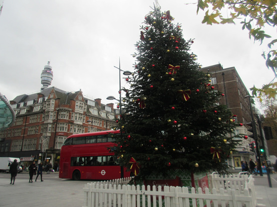ロンドンのクリスマス 2016/Happy Christmas from London 2016_e0038047_134160.jpg