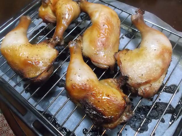 ローストチキンレッグ焼きました_f0019498_1951267.jpg
