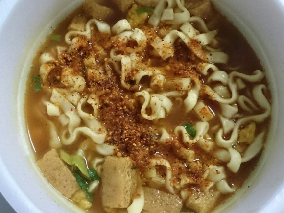 12/23夜勤食 明星一平ちゃん大盛コクとろカレーうどん¥218 & Others_b0042308_06510021.jpg