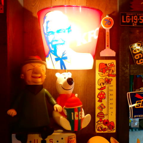 Kentucky Fried Chicken store display_d0251217_17331524.jpg