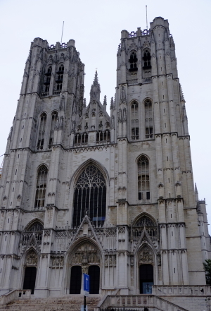 サン ミッシェル大聖堂の優れたゴシック芸術と王立美術館のフランドル美術_a0113718_15013515.jpg