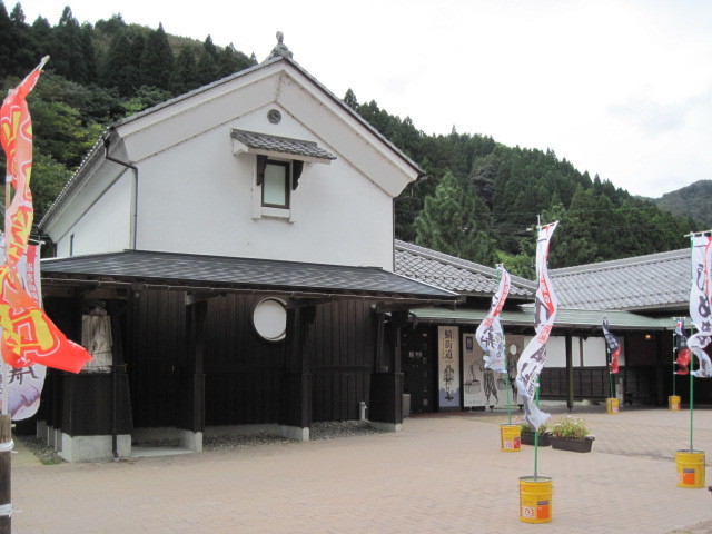 f0379049_02243628.jpg