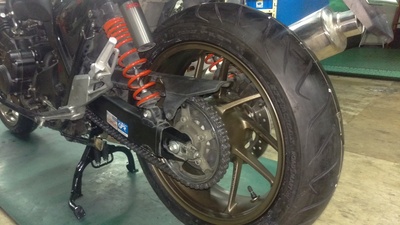 CB400SB タイヤ交換!_e0114857_9224038.jpg