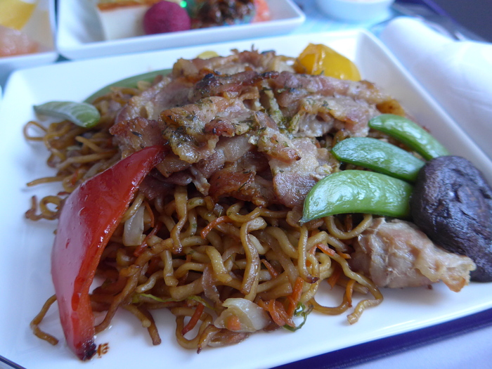 上海出張へ行く① ~中国東方の機内食~_f0232060_2384564.jpg