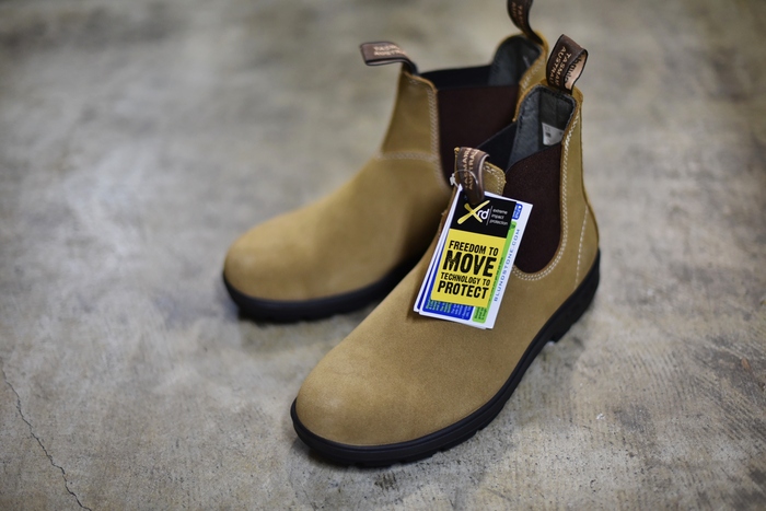 御好評にて残り僅かです(^^♪ BLUNDSTONE SIDE GORE BOOTS etc.._d0152280_19255098.jpg