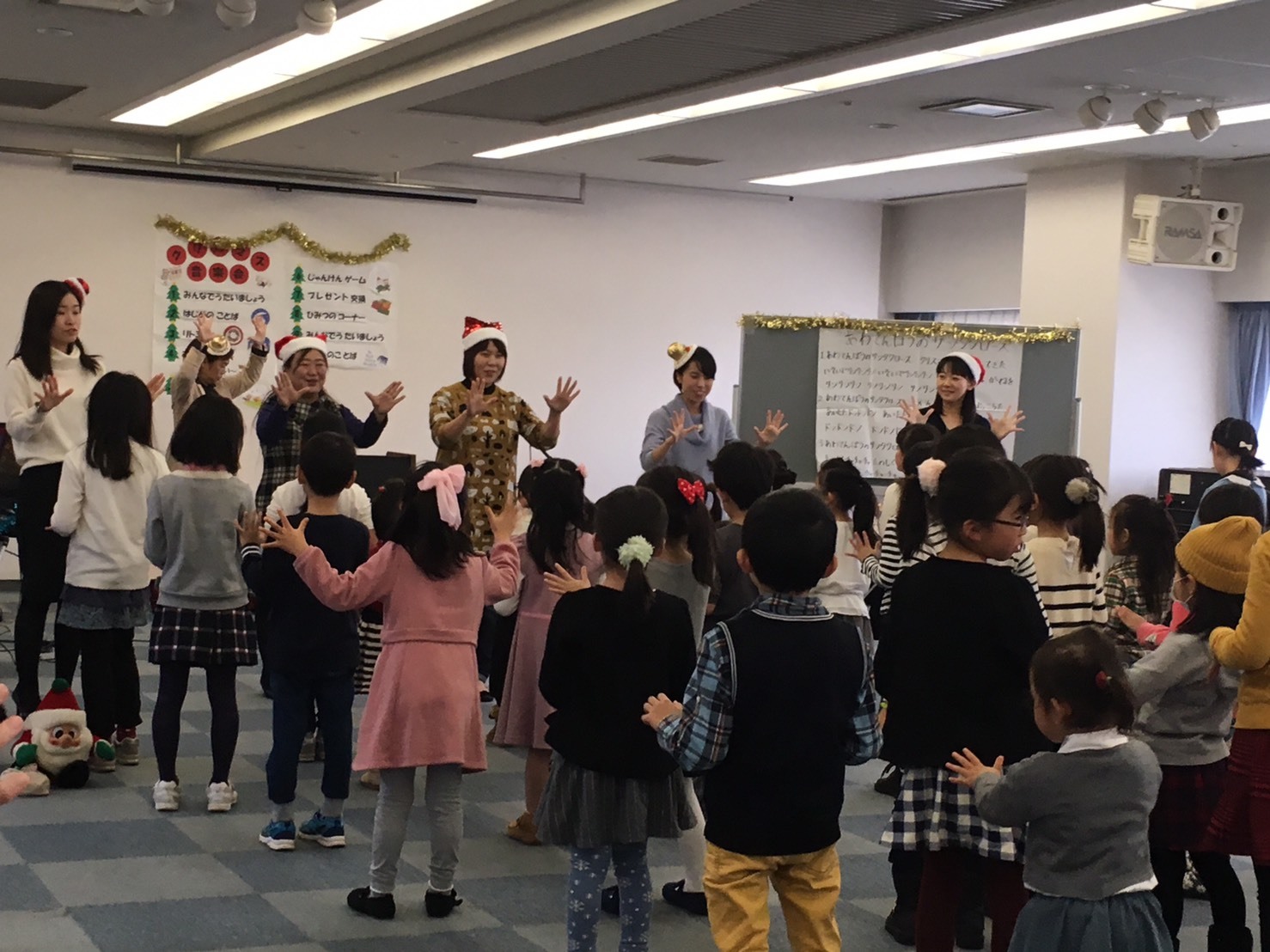 昨日はクリスマス音楽会でした(*^_^*)_c0150287_12034622.jpg