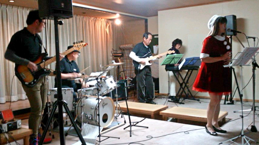 b0169403_13591389.jpg