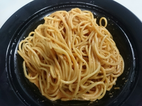 12/24夜勤食 うにのクリームパスタ ¥598@ファミリーマート_b0042308_01510317.jpg