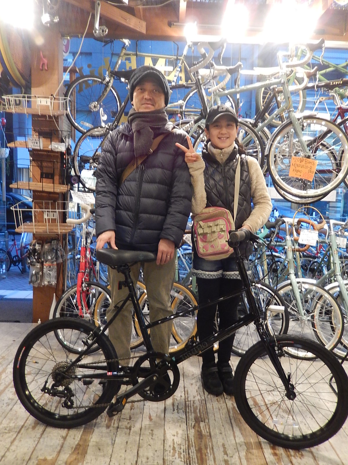 12月25日 渋谷 原宿 の自転車屋 FLAME bike前です_e0188759_1883156.jpg
