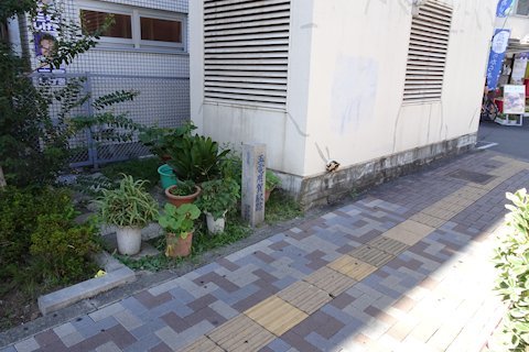 a0121671_15401143.jpg