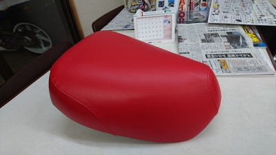 スーパーカブ110にバイクザシートインサイド_e0114857_18205949.jpg