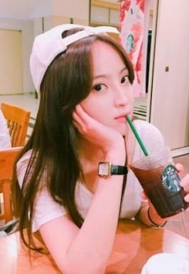 佐々木希似? 美人若手女優チョンヘソン 整形していない宣言するも過去写真流出・・魔性の女!?CNBLUEドラマーと熱愛?胸の露出 美脚イメチェン!親友は?来日_f0158064_15384225.jpg