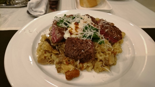 シャトーブルチアーノ_e0167593_23295246.jpg