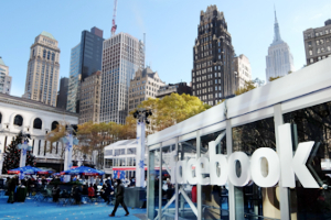 フェイスブックのVR体験コーナーがブライアント・パークに登場 #WinterVillage_b0007805_03229100.jpg