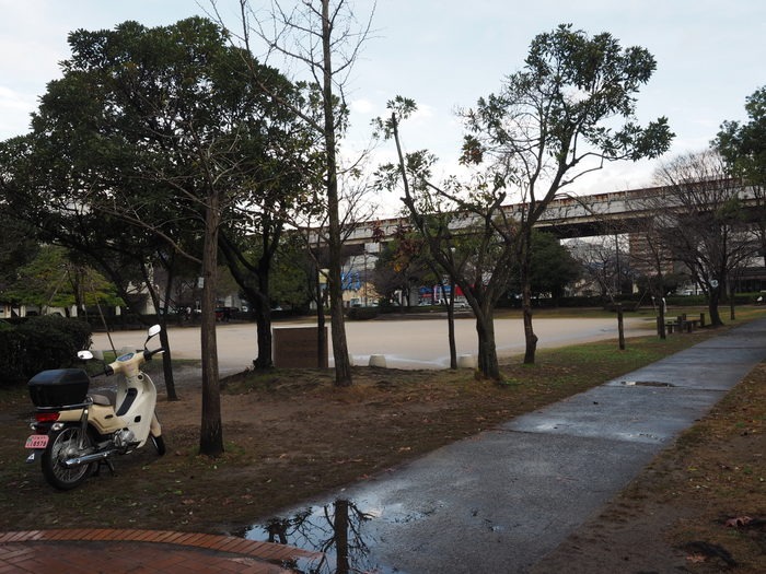 佐伯区民文化センター&五日市中央公園_c0116915_1174613.jpg