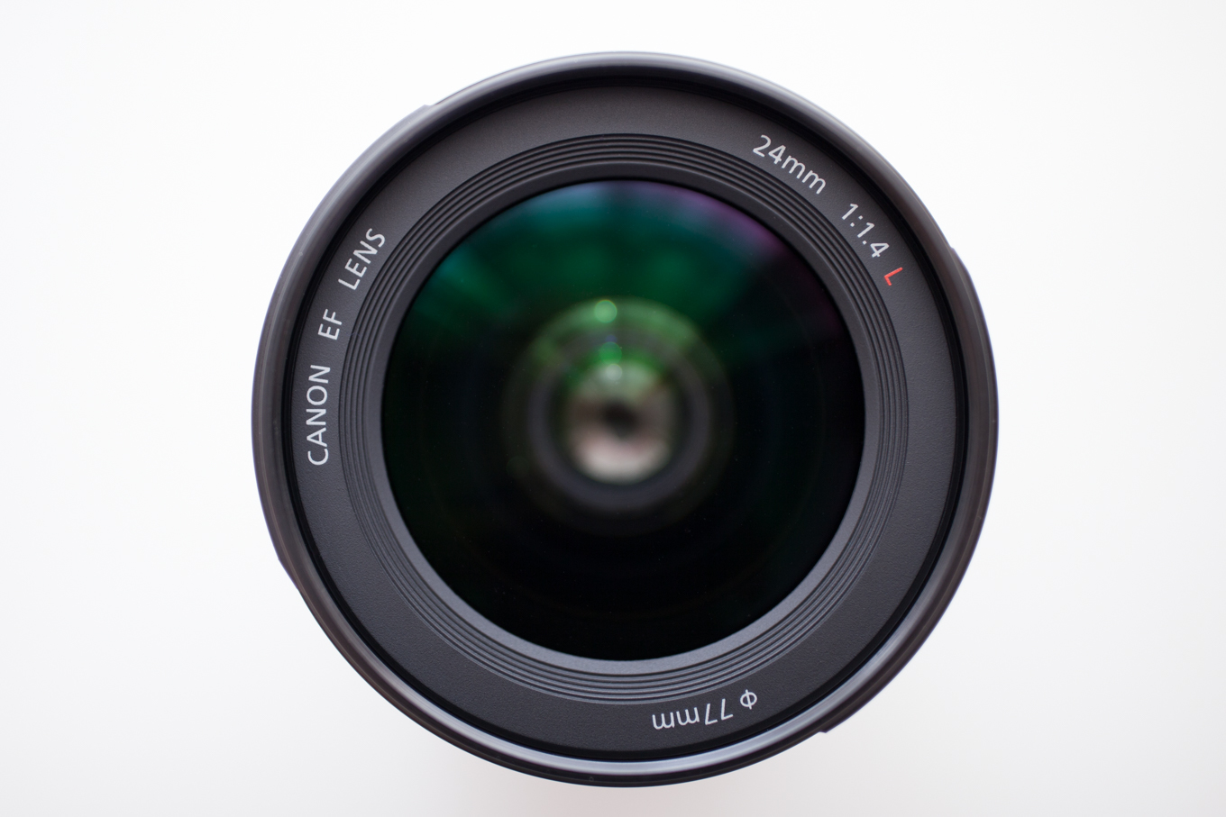 Canon EF24mm F1.4L II USM : Full of LIFE Canon EF24mm F1.4L II USM : Full of LIFE