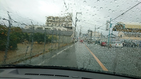 新型セレナ ガラスコーティング カーフィルム 洗車 大阪 貝塚_a0197623_17304756.jpg