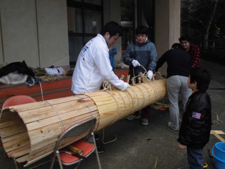 宮島学園　2016年度餅つき・松明づくり_f0229523_1046568.jpg