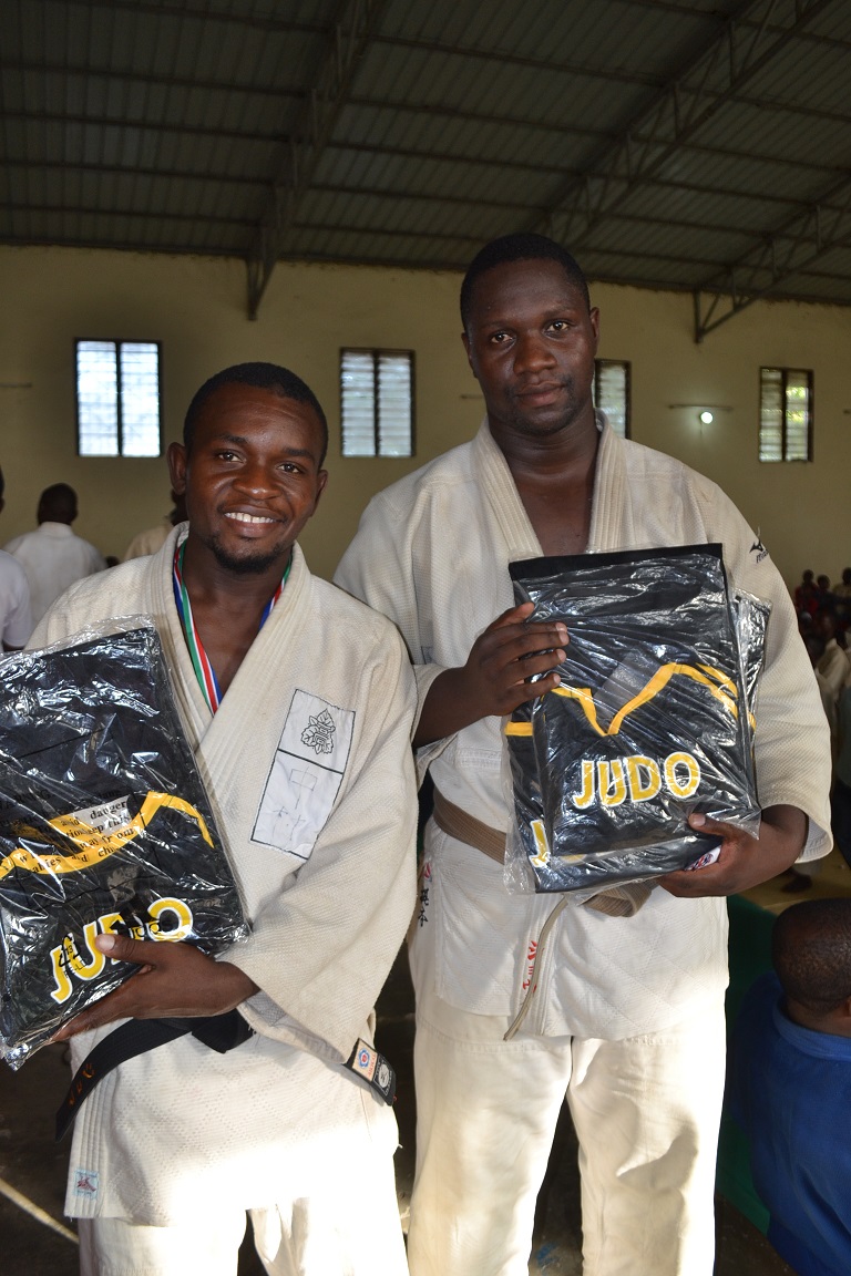 THE RESULT OF THE 14th ZANZIBAR BUDOKAN JUDO CUP2016 ON 18/12/2016(SUN) at Zanzibar Budokan②_a0088841_10441737.jpg