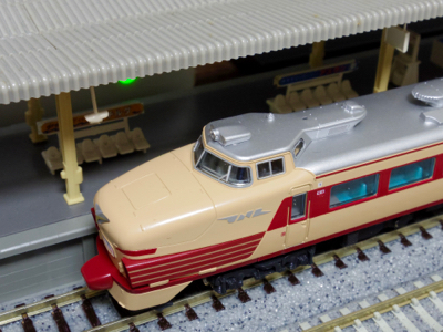 鉄道模型］KATO：「485系 初期形雷鳥8両基本セット」 : 新・日々の雑感