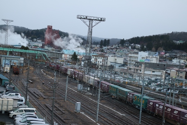 藤田八束の鉄道写真@東北本線一ノ関駅で貨物列車の写真を撮影_d0181492_11560881.jpg