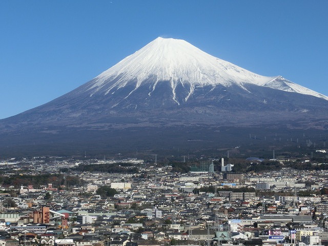 明日10時にスタート！　着々と準備が進む富士山女子駅伝_f0141310_845463.jpg