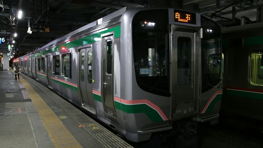 JR仙台駅で撮り鉄_d0202264_19035051.jpg