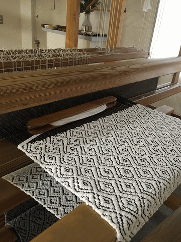 c0130060_1035412.gif