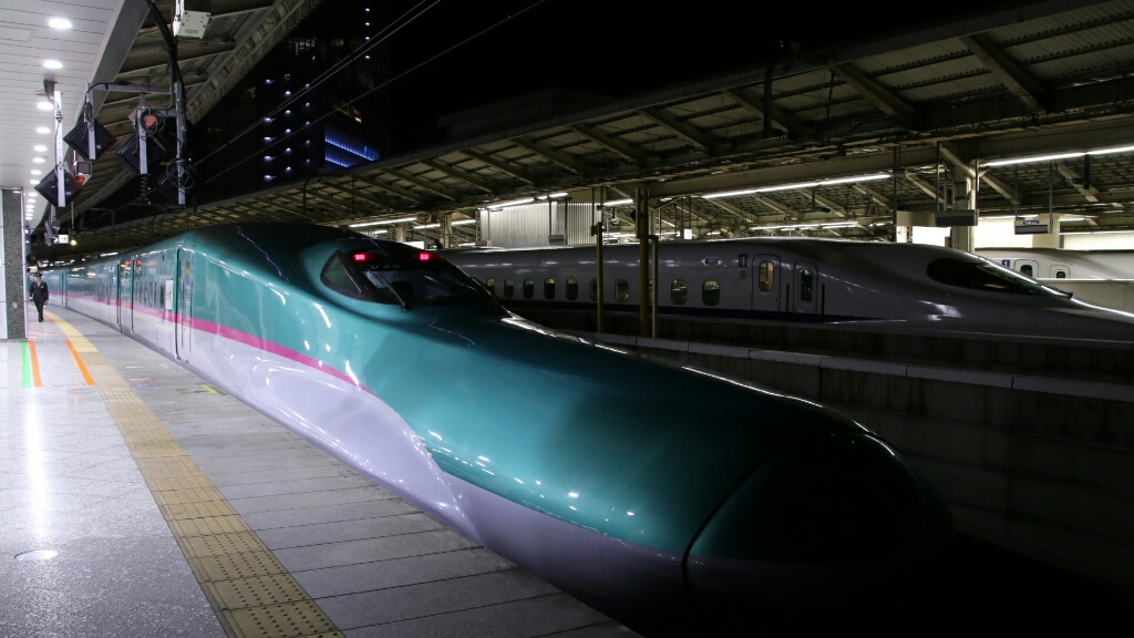 E5系はやぶさ_d0202264_17104925.jpg