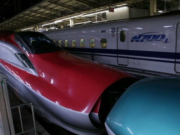 E5系はやぶさ_d0202264_17105186.jpg