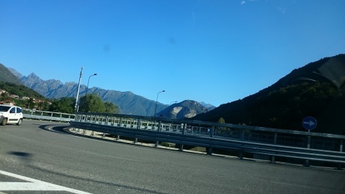 b0245877_01011229.jpg