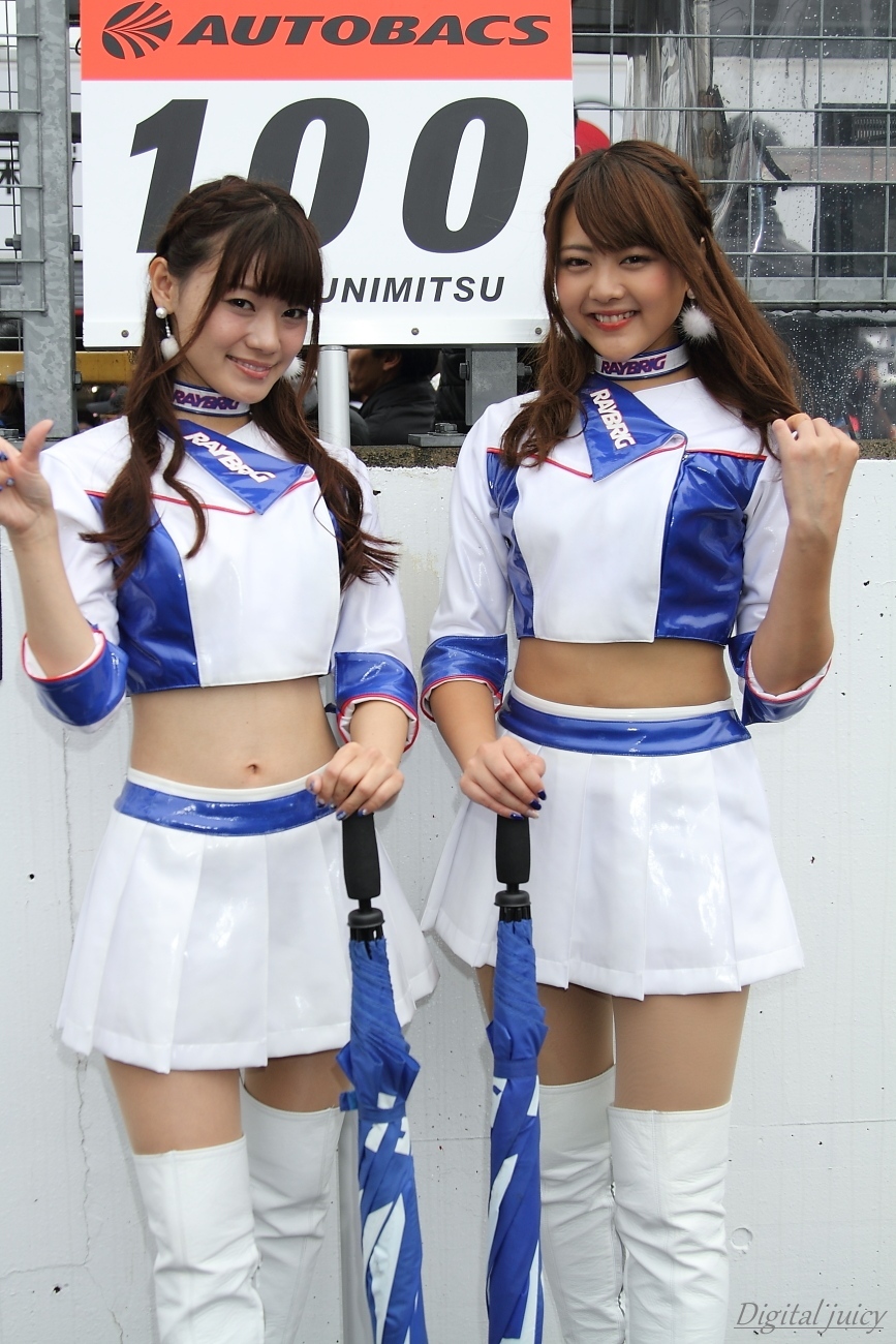 大山美保 さん & 比良祐里 さん(2015 RAYBRIG レースクイーン)_c0216181_11062608.jpg