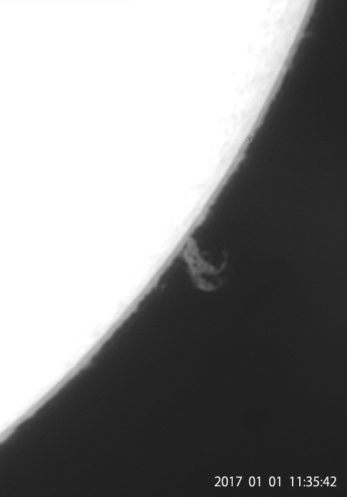 初日の出と1月1日の太陽_e0174091_14515296.jpg