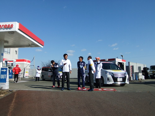 箱根駅伝..8区相模川_b0137932_1220587.jpg