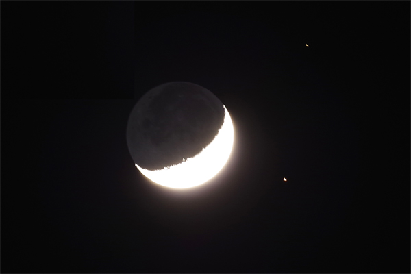 お正月の天体ショー_e0167571_21531741.jpg