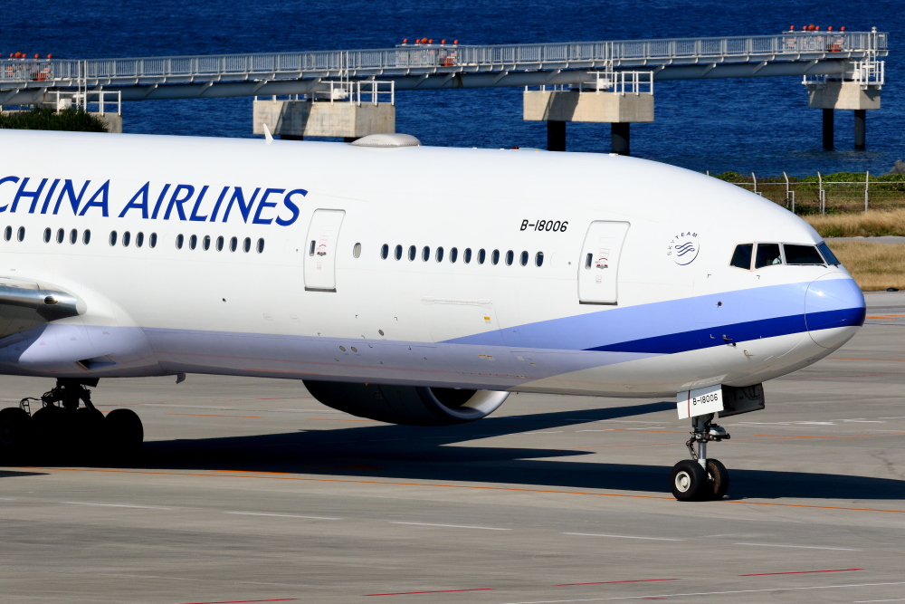 CAL B777-300ERのアプローチ_e0204891_1619968.jpg